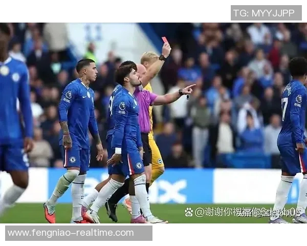 英超经典大战：利物浦狂胜曼联五球乌龙球成全场焦点