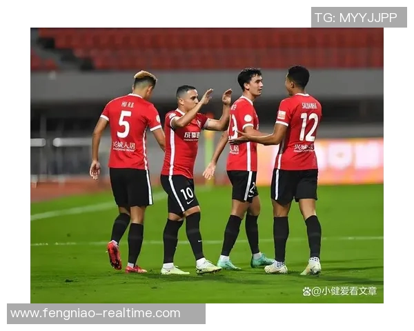 中超激战巴萨逆转利物浦六比二争议判罚引发全场热议