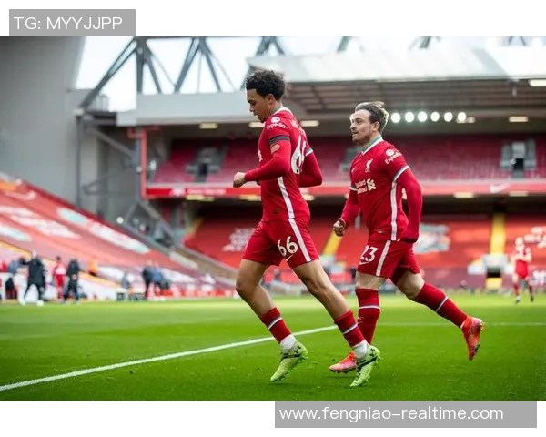 英超激战：马竞与利物浦战成平局精彩瞬间引发全场热烈反响