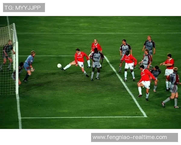 足总杯精彩对决里昂凭神扑力克拜仁战术解析与精彩瞬间回顾