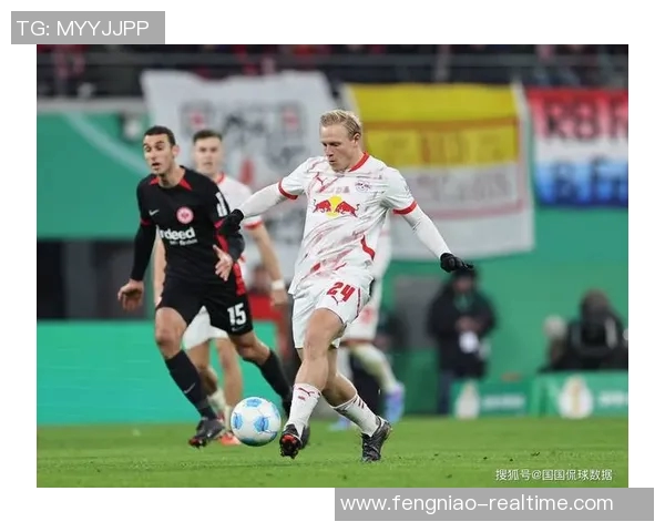 世界杯激战莱比锡与曼联战成平局战术分析揭示关键瞬间与失误