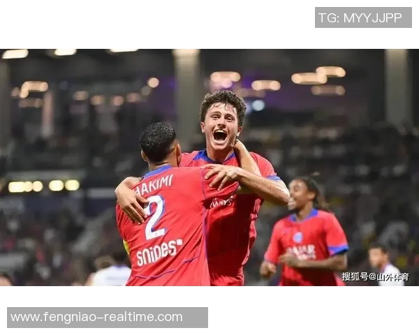 中超精彩对决巴黎圣日耳曼险胜波尔图帽子戏法引爆全场热情