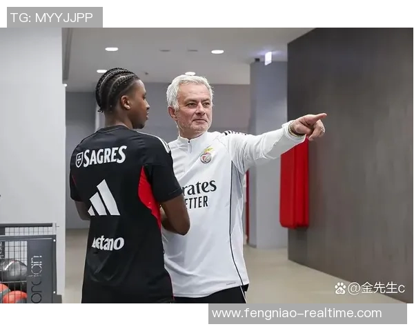 国王杯精彩对决本菲卡逆转波尔图红牌争议引发全场热议